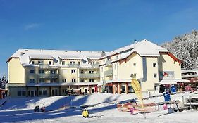 Blackforest Lounge Direkt An Der Skipiste, Ski In & Ski Out, Skischule Im Haus, Startpunkt Fuer Wanderungen